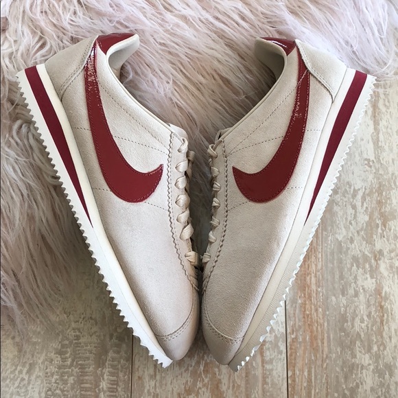 NWTNike ID Cortez Custom Suede - Picture 3 of 8